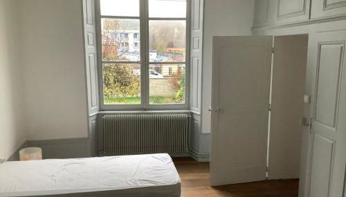 Appartement avec beaucoup de caractere - Foto 2