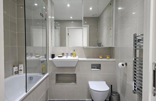 Stylish 1BDR Flat with 24hr Concierge East Croydon - Foto 5