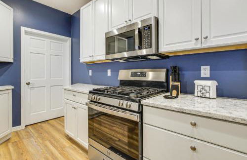 2 Mi to Lake Michigan Green Bay home with patio - Foto 4