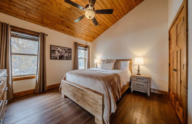 Flathead River Retreat For 15! - Foto 9