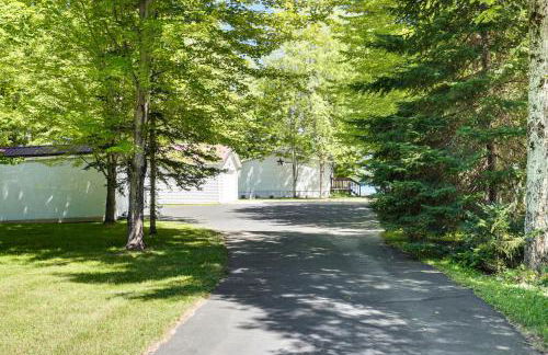 Solberg Lake House Dock, Deck and Stunning Views! - Foto 32