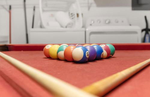 Single Story Villa with Pool Views and Family Fun - Foto 37