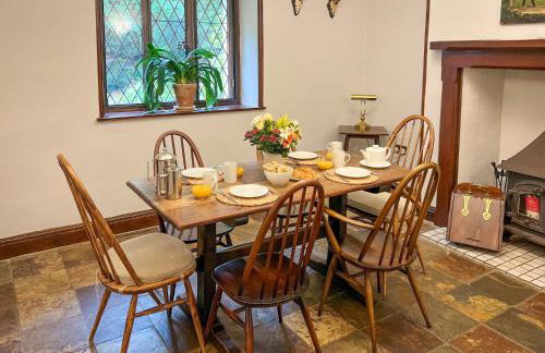 Daweswood, Patterdale, characterful with fairy tale garden and fell walks from the door - Foto 5