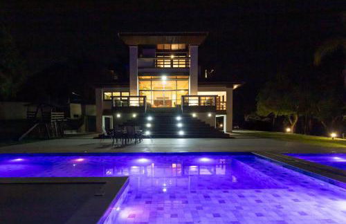 Refúgio de Luxo e Piscina à beira do Passaúna - Photo 7