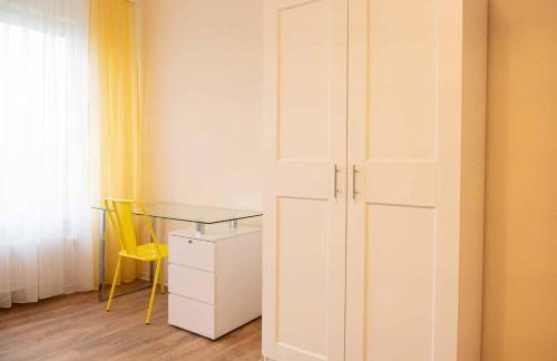 Fewo Art City-Studio Kassel 2, groß, modern, citynah, 3 Schlafzimmer, 2 Bäder, kostenfreie Parkplätze, 2 Süd-Balkons, Herkulesblick - Foto 39