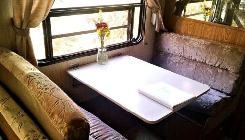 Rustic Caravan Getaway on a Creek in the Klamath National Forest of California - Foto 3