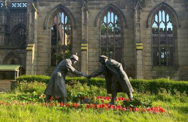 2025 Award Winner Liverpool Strawberry House - 3 Bedrooms - Foto 47