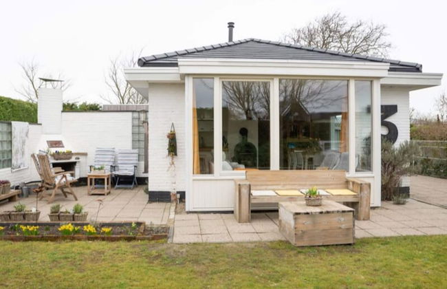 Quiet Home with Garden near Beach & Center - Foto 1