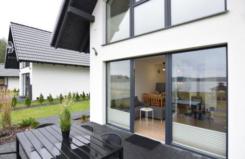 Domki U Zbyszka nad jeziorem z balią ogrodową! - Foto 11