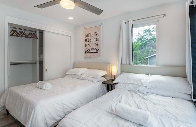 Upstay - Eastside Home w LRG Patio - Rooftop Deck - Foto 23