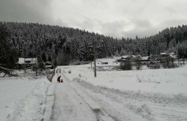 Domki nad rzeką w Komańczy - Foto 15