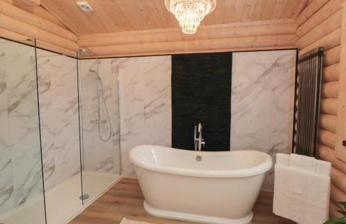 Coldmoor Lodge 6 - Photo 10