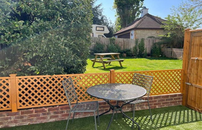 Cosy Coach House Garden Apt by the Sea Res Parking - Foto 34