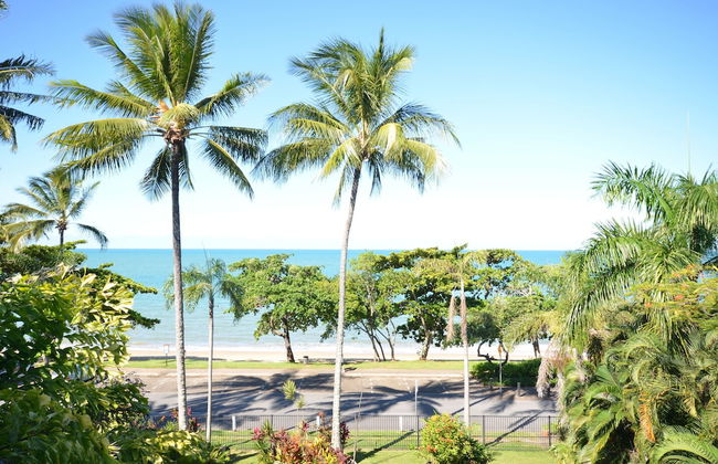 Roydon Beachfront Apartments - Photo 34