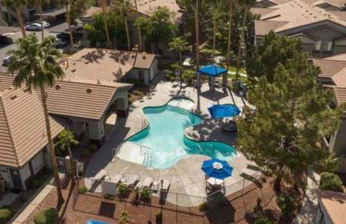 New! Stylish and peaceful Apt in Henderson - Foto 7