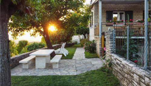 2 Bedroom Beautiful Home In Popovici - Foto 3