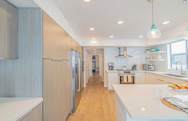 Private Rooftop + Steps to the Beach Chic Design Seaside Style by Avantstay - Foto 28