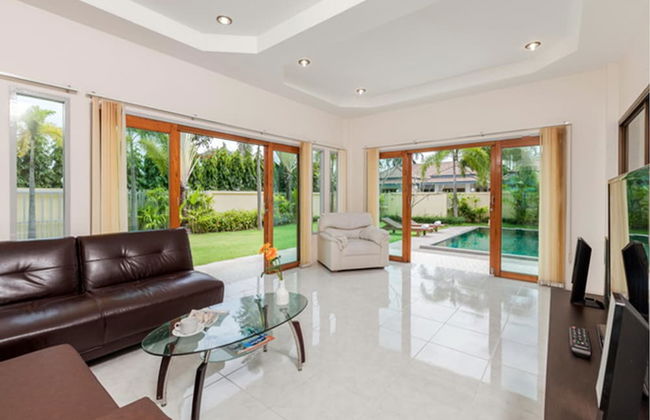 Chaofa West Pool Villa - Photo 21