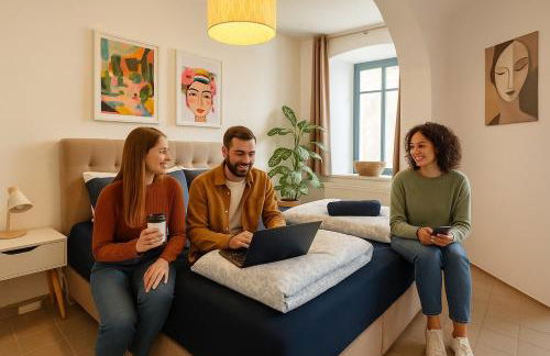 Modern 50sqm Apartment Sleeps 4 Free Parking - Foto 5