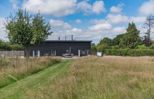 The Old Cherry Barn - Luxury barn conversion - Photo 11