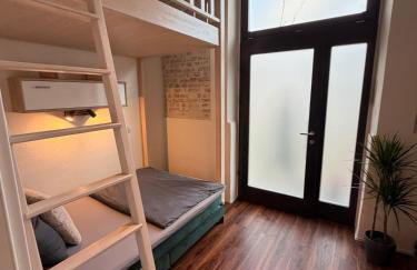 Fewo Fibi - Zentrale CityWohnung - 2 Schlafzimmer - 4 Betten - Küche - Ideal für Familien - Foto 15