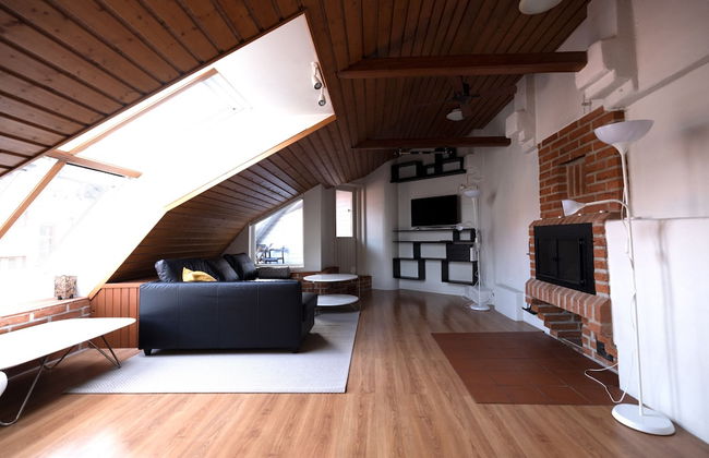 2ndhomes 2-Story Penthouse w Balcony - Foto 15