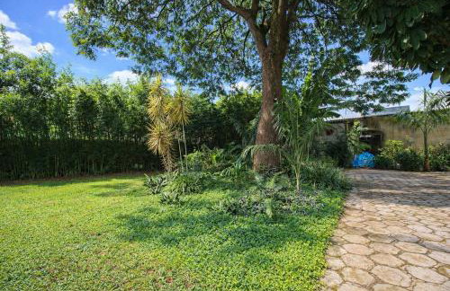 Casa com Piscina e Churrasqueira em Taguatinga - Foto 42