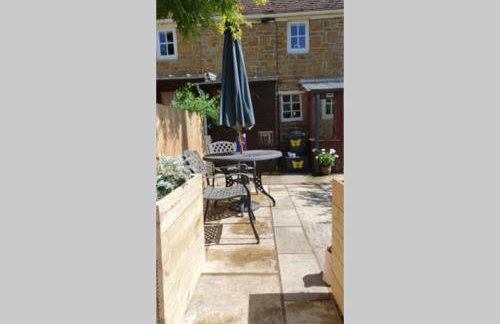 Cotswolds Cottage Ilmington with Wood Burning Stove & BBQ - pet friendly - Foto 3