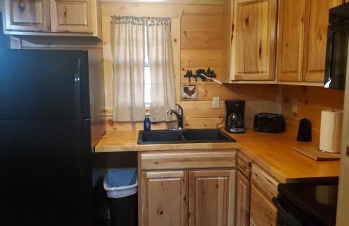 The Frontier - An Amish Built Deluxe Cabin - Foto 4