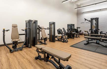 Newport 1 BR w Work Setup by Anyplace - 11747 - Foto 50