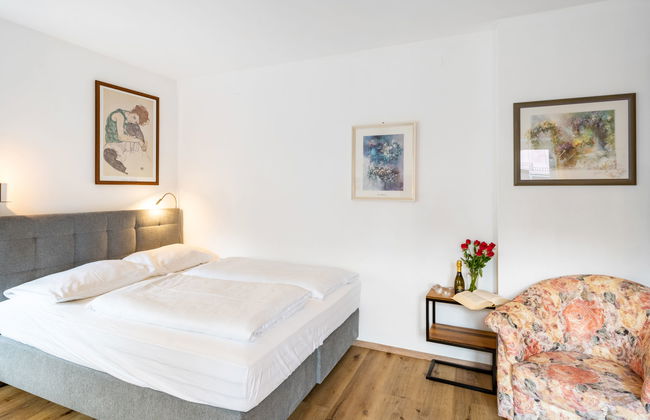 Claudia Top 7 - Foto 3