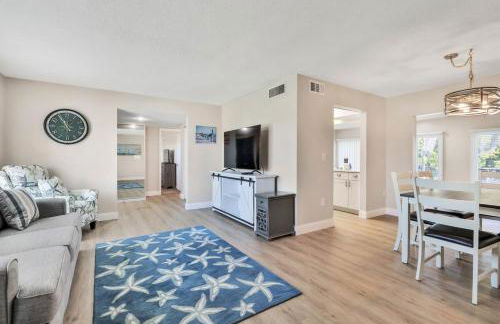 Relaxing canal front 2 BR pool home in North Port - Pineapple Way - Foto 37