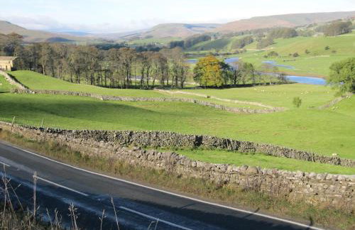 Hollyhock Cottage - Photo 4