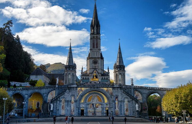 Best Intro to Lourdes in 2 hours with a Local - Photo 10
