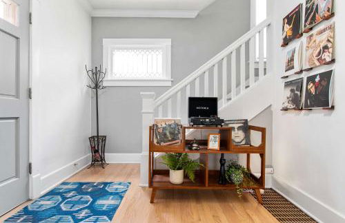 Dundee Getaway Firepit BBQ Walk to Dining & Shops - Foto 56