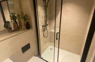 Rock Mill - Luxury 1 Bedroom Apartment 14 with Private Balcony - Foto 9