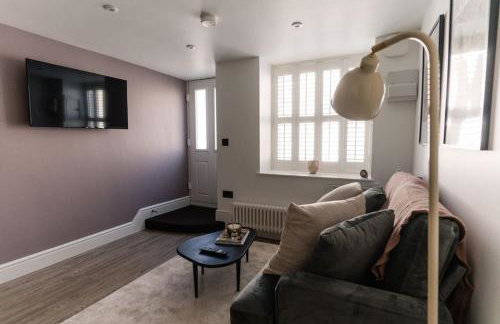 Tiny House, Stunning 1 Bed, Super King, Freestanding Bath, Parking - Foto 40