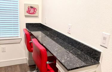 Contemporary Comfort Near The Woodlands - Foto 43