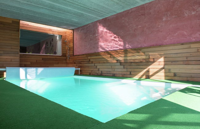 Holiday Home in Moutouyet With Pool & Sauna - Foto 27