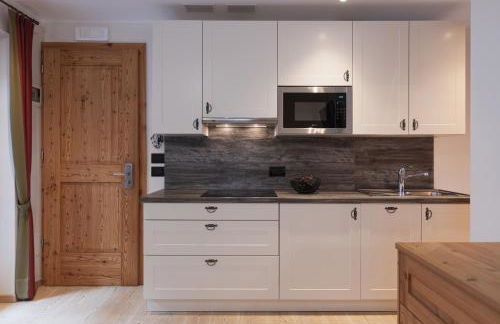 Chalet Tyrolian Apartments - by Familiaris - Pools 500 meters - Foto 27