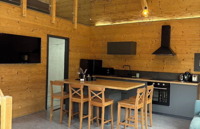 Chalets Perce Neige & Jacuzzi privatif - Photo 25