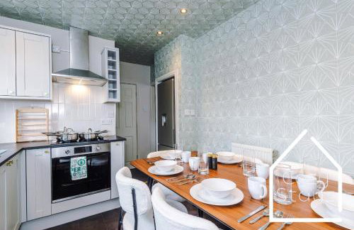 Spacious 3 Bed with Pac-Man, Darts and 2 Parking spaces - Foto 5