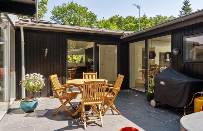 "Kennet" - 30m from the sea - Photo 8