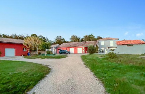 Lovely Home In Eyraud-Crempse-Maurens - Foto 18