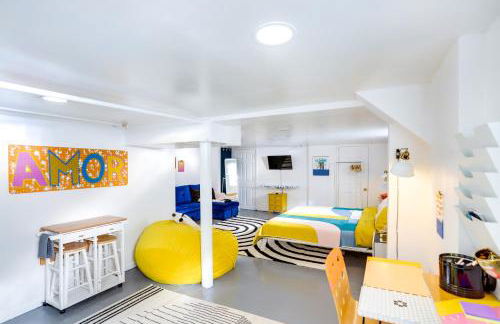 Gordon Square Studio about 4 Mi to Downtown Cleveland! - Foto 1