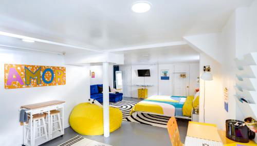 Gordon Square Studio about 4 Mi to Downtown Cleveland! - Foto 1