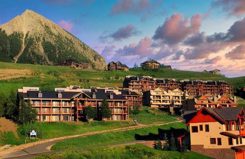 1BR Ski-In&Out - Top Floor - Mtn Views & Hot Tub - Foto 1