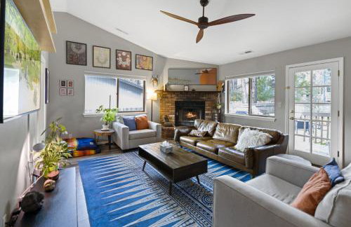 Stylish Home with in Home Gym AC Fully Fenced Yard - Foto 10