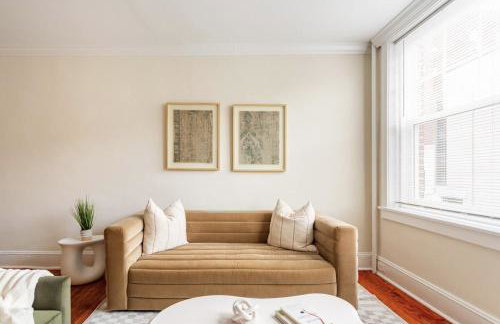Dreamy 2BR in Downtown Princeton - Photo 1