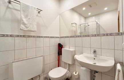 BELLAHOMES Apartments, Ground Floor, Aircondition, Private Parking, Airport 30 min - Foto 15